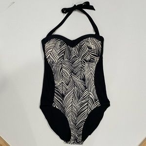 Black and White Feather Classic One Piece Swimsuit